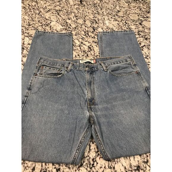 Vintage Levi's Jeans - 505 Regular Straight Light‎ Wash Size: 38x34 - Picture 5 of 10